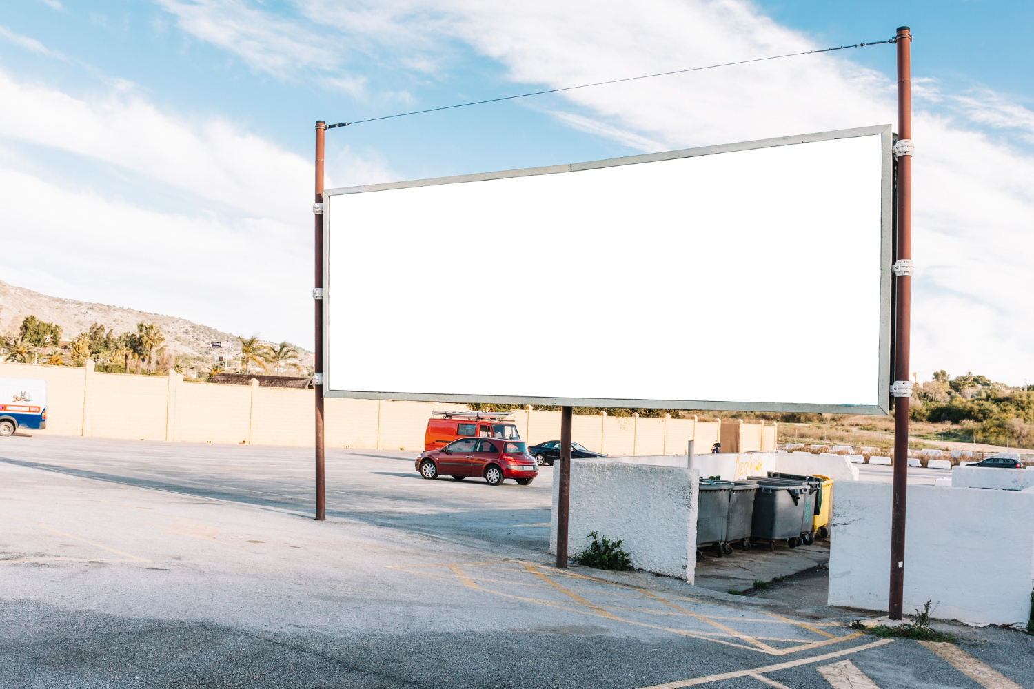 Valla publicitaria en Huelva para aumentar la visibilidad de tu marca