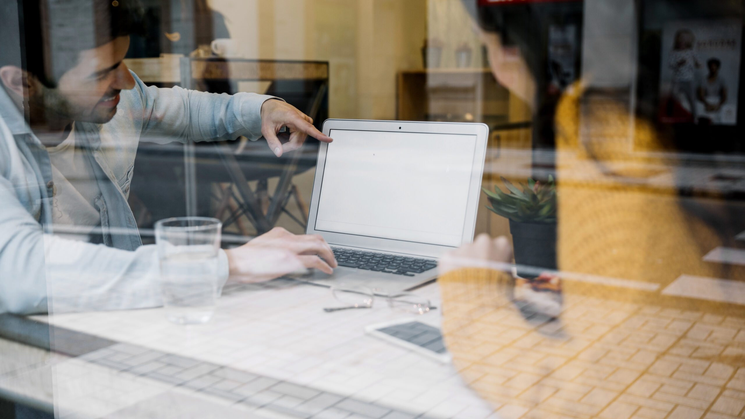 Guía de sobre nosotros para PYMEs en Jaén | ENOVA Studios