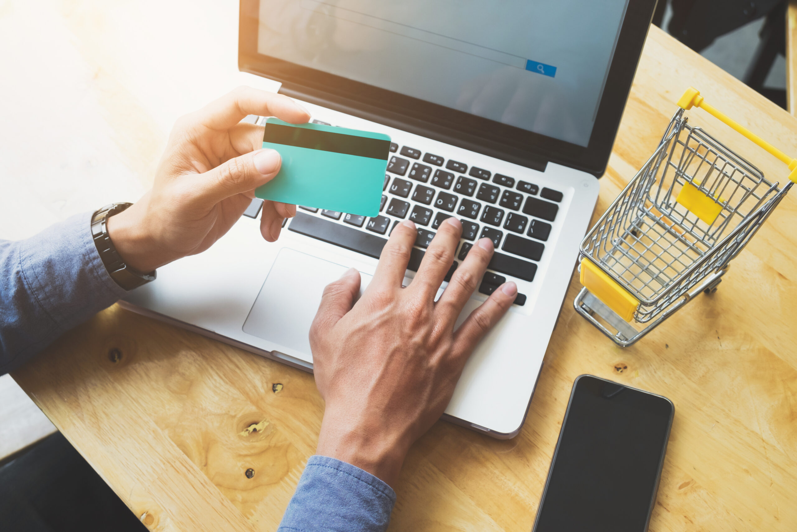 Ecommerce y página web en Guadalajara con ENOVA Studios