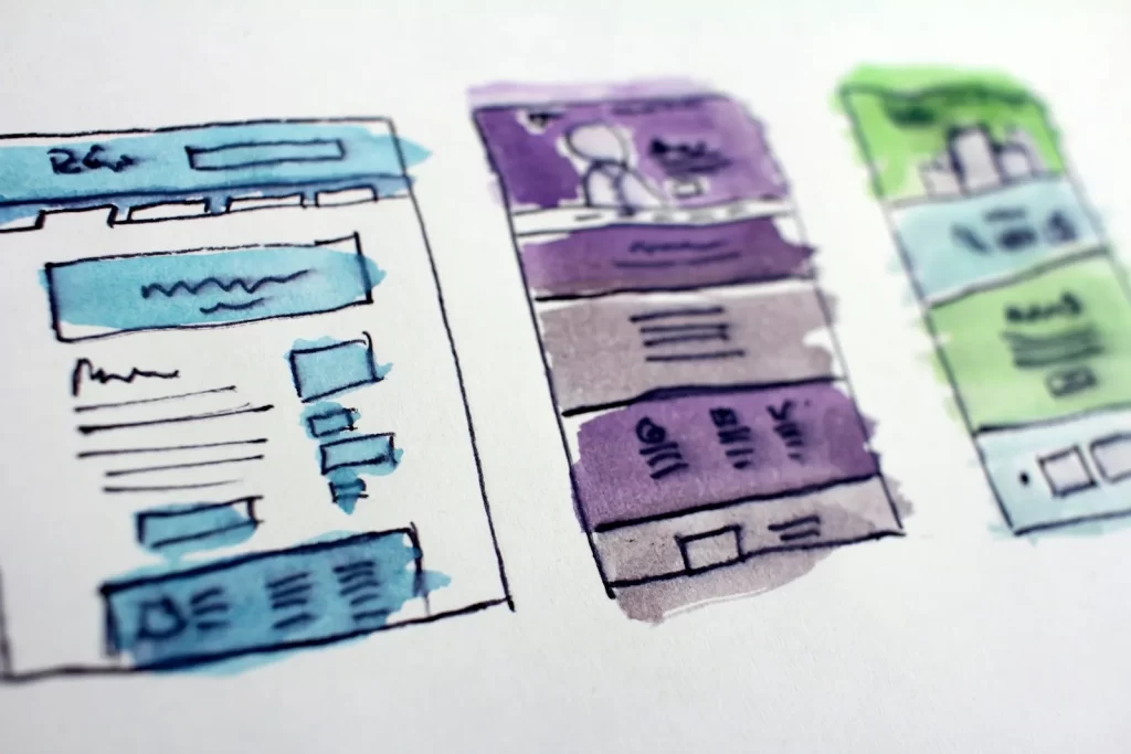 Bocetos a mano de las páginas de una web antes de diseñarla en WordPress